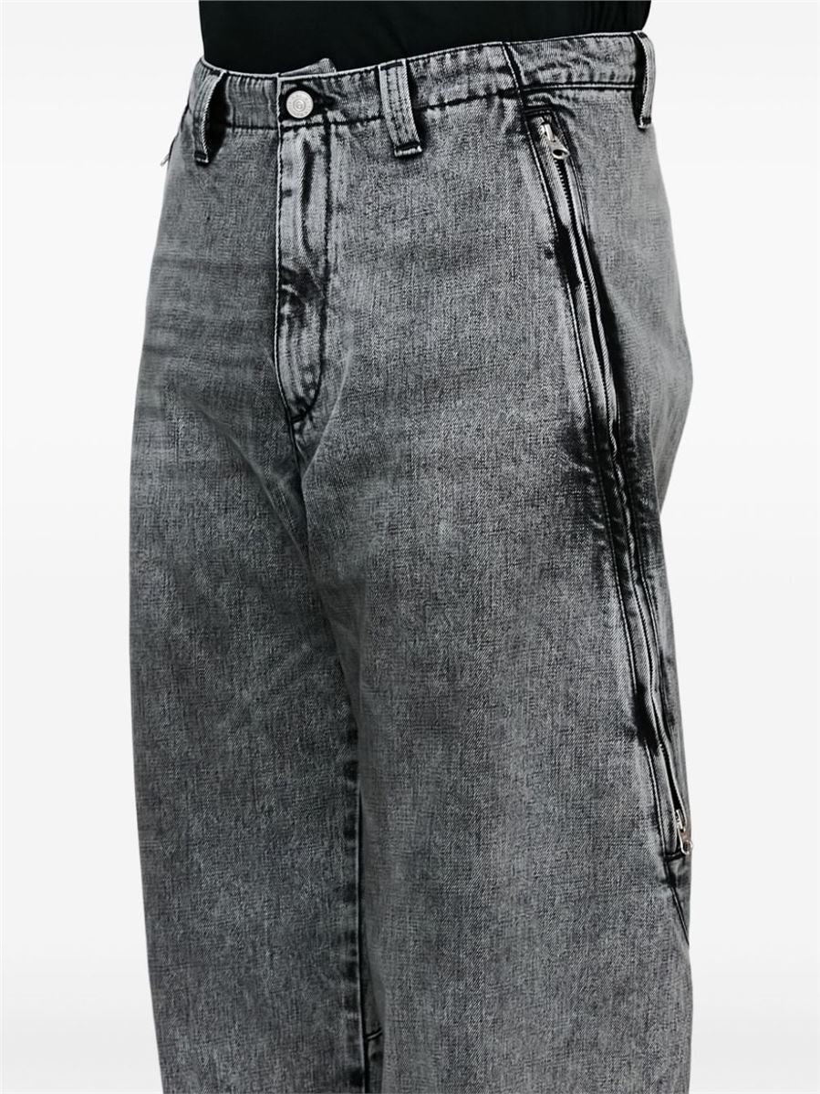 MID-RISE STRAIGHT-LEG JEANS MM6