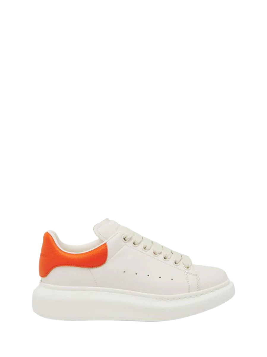 OVERSIZED SNEAKER IN OFF WHITE/ORANGE