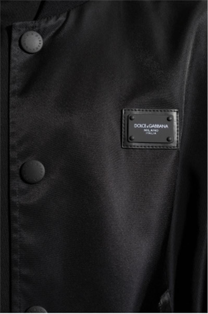 JACKET WITH LOGO