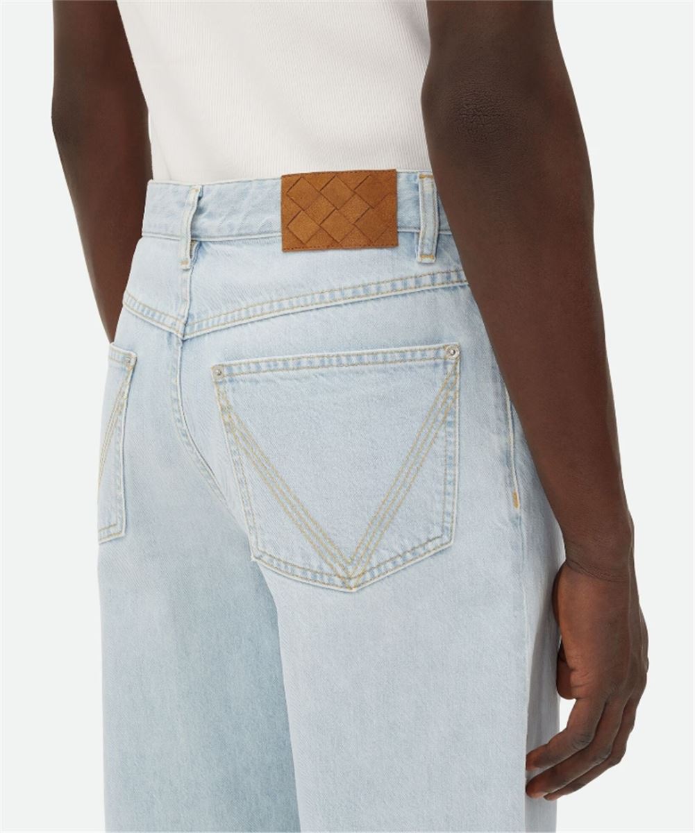 EXTRA BLEACHED WIDE LEG JEANS