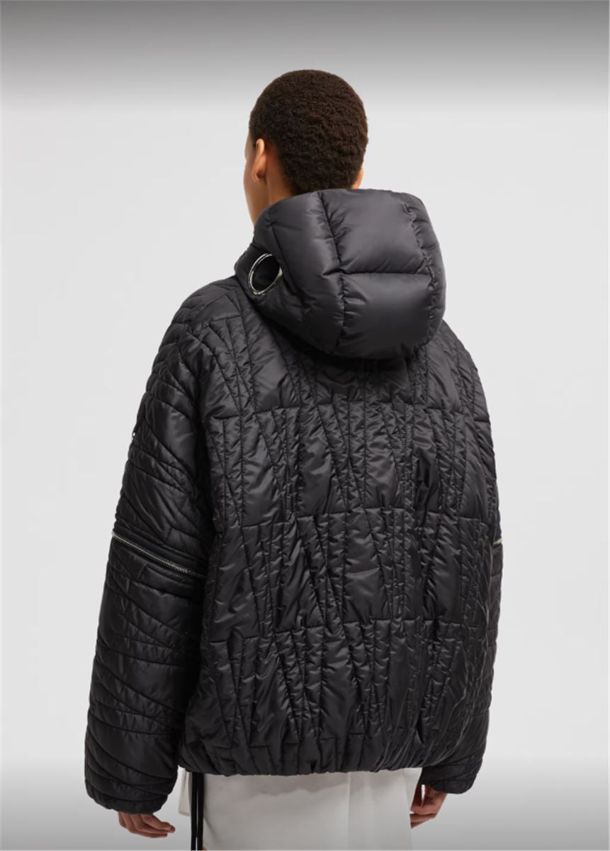 MONCLER X WILLOW SMITH HAISSA 2-IN-1 SHORT DOWN JACKET