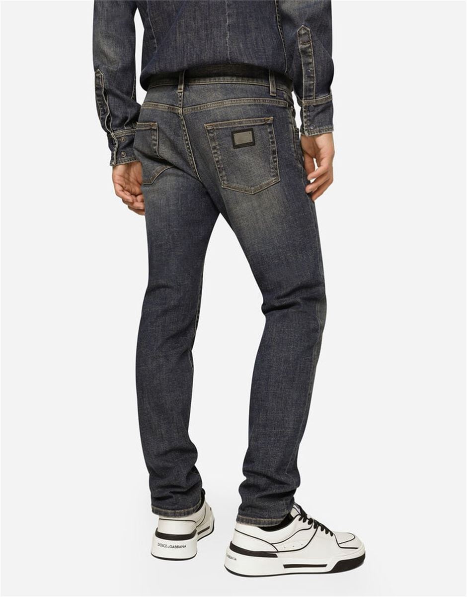 LIGHT BLUE WASH SLIM-FIT STRETCH JEANS